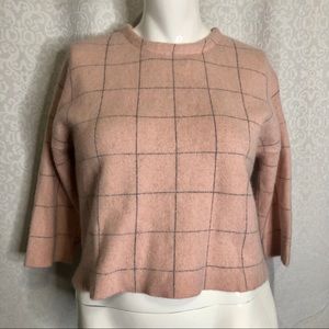 Cute pink crop sweater top